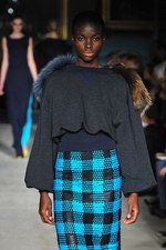 ロクサンダ イリンチック 2012-13年秋冬コレクション - エレガンスに包まれたスポーティースタイル｜写真15