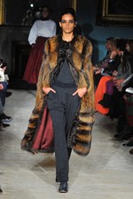 ロクサンダ イリンチック 2012-13年秋冬コレクション - エレガンスに包まれたスポーティースタイル｜写真26