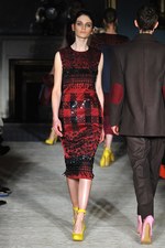 ロクサンダ イリンチック 2012-13年秋冬コレクション - エレガンスに包まれたスポーティースタイル｜写真34