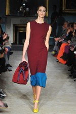 ロクサンダ イリンチック 2012-13年秋冬コレクション - エレガンスに包まれたスポーティースタイル｜写真36