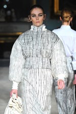 ロクサンダ イリンチック 2012-13年秋冬コレクション - エレガンスに包まれたスポーティースタイル｜写真43