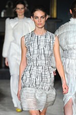 ロクサンダ イリンチック 2012-13年秋冬コレクション - エレガンスに包まれたスポーティースタイル｜写真45