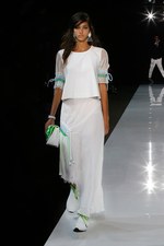 エンポリオ アルマーニ 2018年春夏コレクション - 幻想的な海の世界を自由に泳ぎ回る｜写真25