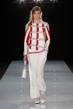 エンポリオ アルマーニ 2018年春夏コレクション - 幻想的な海の世界を自由に泳ぎ回る｜写真29