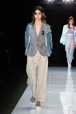 エンポリオ アルマーニ 2018年春夏コレクション - 幻想的な海の世界を自由に泳ぎ回る｜写真48