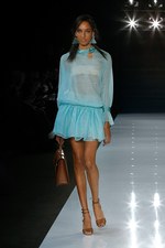 エンポリオ アルマーニ 2018年春夏コレクション - 幻想的な海の世界を自由に泳ぎ回る｜写真63