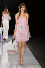 エンポリオ アルマーニ 2018年春夏コレクション - 幻想的な海の世界を自由に泳ぎ回る｜写真76