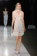 エンポリオ アルマーニ 2018年春夏コレクション - 幻想的な海の世界を自由に泳ぎ回る｜写真81