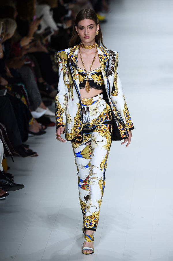 ヴェルサーチェ(VERSACE) 2018年春夏ウィメンズコレクション