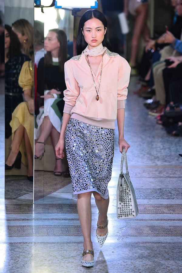 ボッテガ・ヴェネタ(BOTTEGA VENETA) 2018年春夏ウィメンズ&メンズコレクション シルエット - 写真10