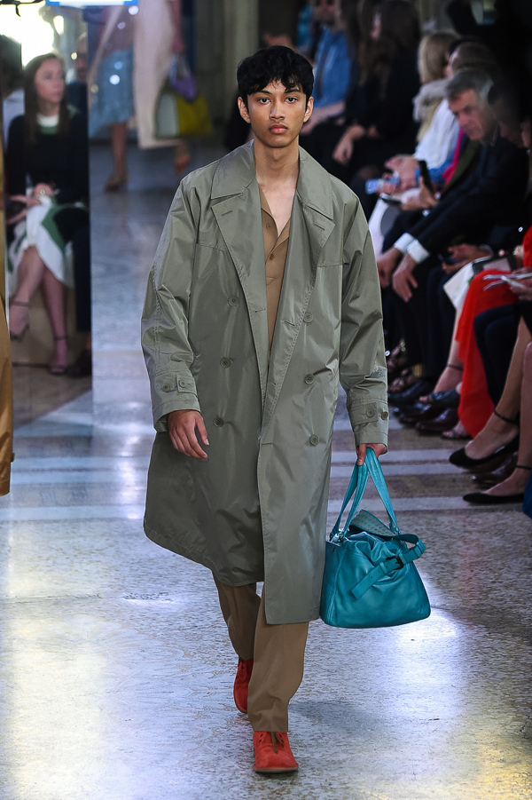 ボッテガ・ヴェネタ(BOTTEGA VENETA) 2018年春夏ウィメンズ&メンズコレクション シルエット - 写真39