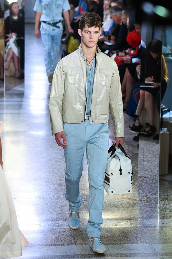 ボッテガ・ヴェネタ(BOTTEGA VENETA) 2018年春夏ウィメンズ&メンズコレクション シルエット - 写真41