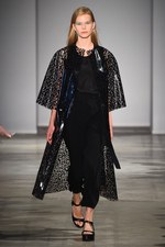 アンテプリマ 2018年春夏 - スズランのように可憐に、ハローキティも祝う25周年記念ショー｜写真16