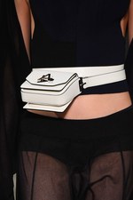 アンテプリマ 2018年春夏 - スズランのように可憐に、ハローキティも祝う25周年記念ショー｜写真29