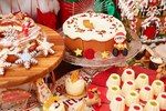 八事サーウィンストンホテルの「クリスマスデザートブッフェ」雪だるまのマカロンやノエルショコラロール｜写真3