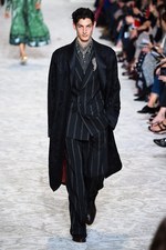 エトロ(ETRO) 生命の樹｜写真81