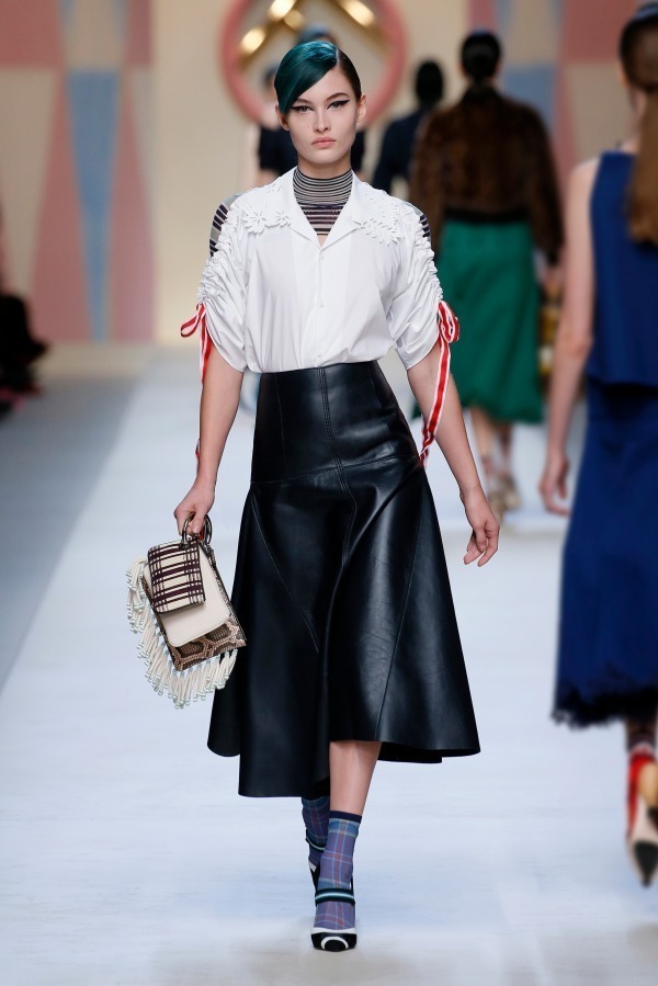 フェンディ(FENDI) 2018年春夏ウィメンズコレクション  - 写真2