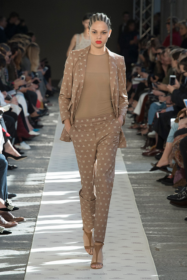 マックスマーラ(Max Mara) 2018年春夏ウィメンズコレクション  - 写真18