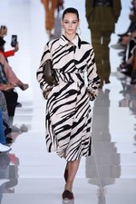 ロベルト カヴァリ 2018年春夏コレクション - 伝統の中から見つけ出す新しさ｜写真12