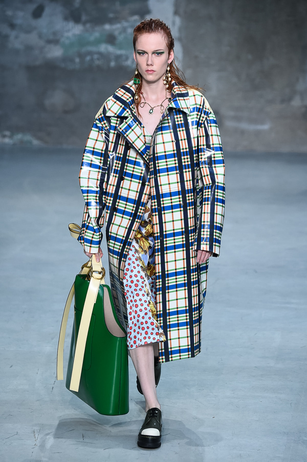 マルニ(MARNI) 2018年春夏ウィメンズコレクション シルエット - 写真16