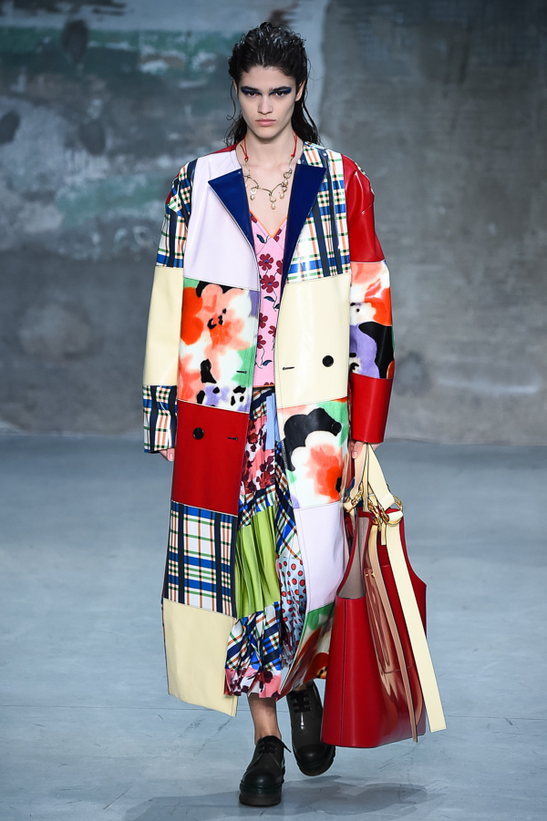 マルニ(MARNI) 2018年春夏ウィメンズコレクション シルエット - 写真24