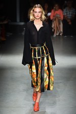 トラサルディ 2018年春夏コレクション - 意図してカジュアルダウンさせる上質な遊び｜写真2