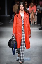 トラサルディ 2018年春夏コレクション - 意図してカジュアルダウンさせる上質な遊び｜写真20