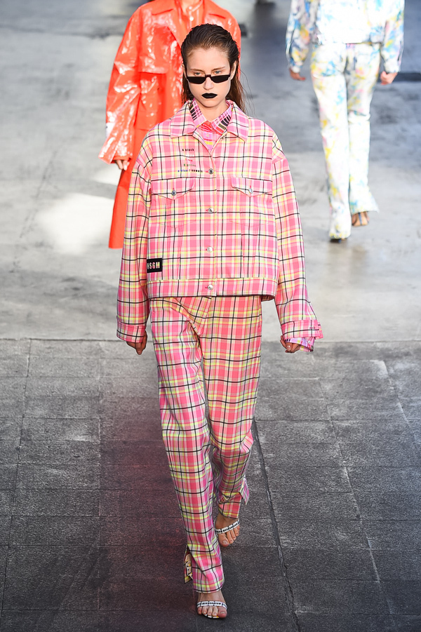 エムエスジーエム(MSGM) 2018年春夏ウィメンズコレクション  - 写真18