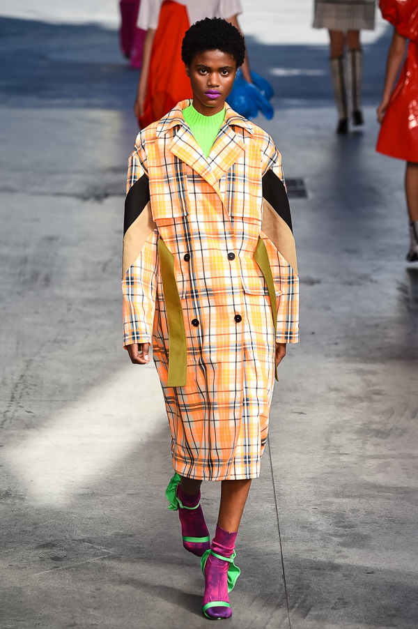 エムエスジーエム(MSGM) 2018年春夏ウィメンズコレクション  - 写真23