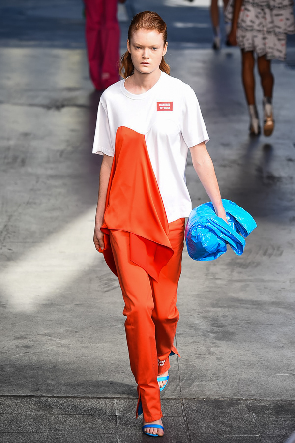 エムエスジーエム(MSGM) 2018年春夏ウィメンズコレクション  - 写真24