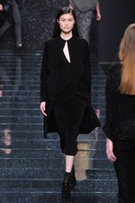 アンテプリマ(ANTEPRIMA) 2012-13年秋冬コレクション - 香しい魅力に溢れた永遠のスタイル｜写真24