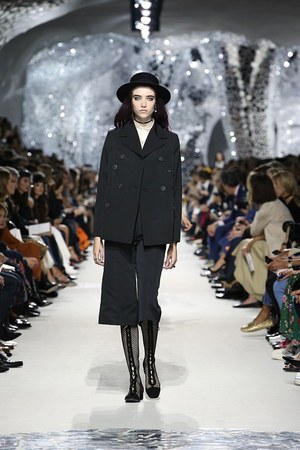 ディオール 2018年春夏コレクション - ニキ・ド・サンファルの作品に想いを重ねて｜写真5