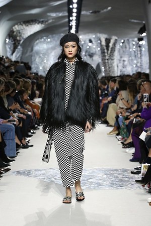 ディオール 2018年春夏コレクション - ニキ・ド・サンファルの作品に想いを重ねて｜写真20