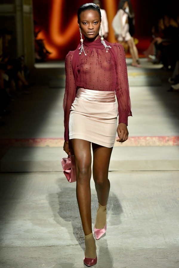 トップショップ(TOPSHOP) 2018年春夏ウィメンズコレクション  - 写真25