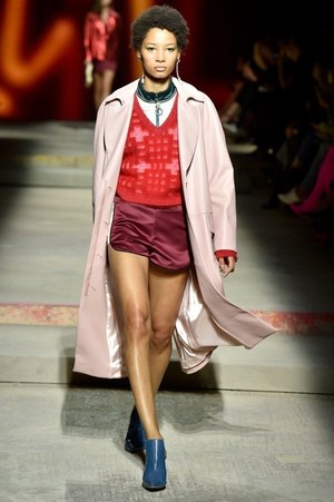 トップショップ(TOPSHOP) 2018年春夏ウィメンズコレクション  - 写真3