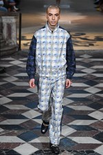 コシェ 2018年春夏コレクション - 教会に響き渡る”多様性”を楽しむ音色｜写真6