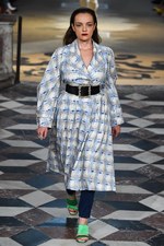 コシェ 2018年春夏コレクション - 教会に響き渡る”多様性”を楽しむ音色｜写真8