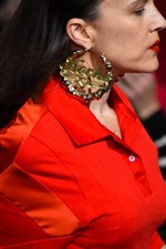 コシェ 2018年春夏コレクション - 教会に響き渡る”多様性”を楽しむ音色｜写真17