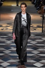 コシェ 2018年春夏コレクション - 教会に響き渡る”多様性”を楽しむ音色｜写真35