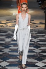 コシェ 2018年春夏コレクション - 教会に響き渡る”多様性”を楽しむ音色｜写真37