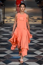 コシェ 2018年春夏コレクション - 教会に響き渡る”多様性”を楽しむ音色｜写真38