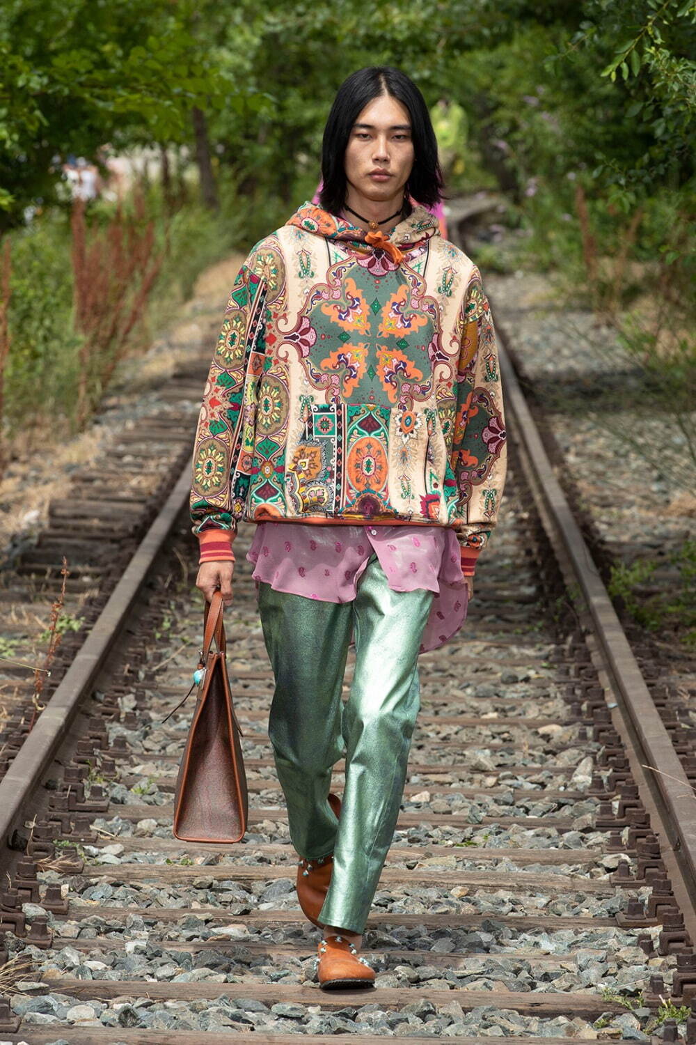 エトロ(ETRO) 2022年春夏メンズコレクション - ファッションプレス エトロ(ETRO) 2022年春夏メンズコレクション - ファッションプレス