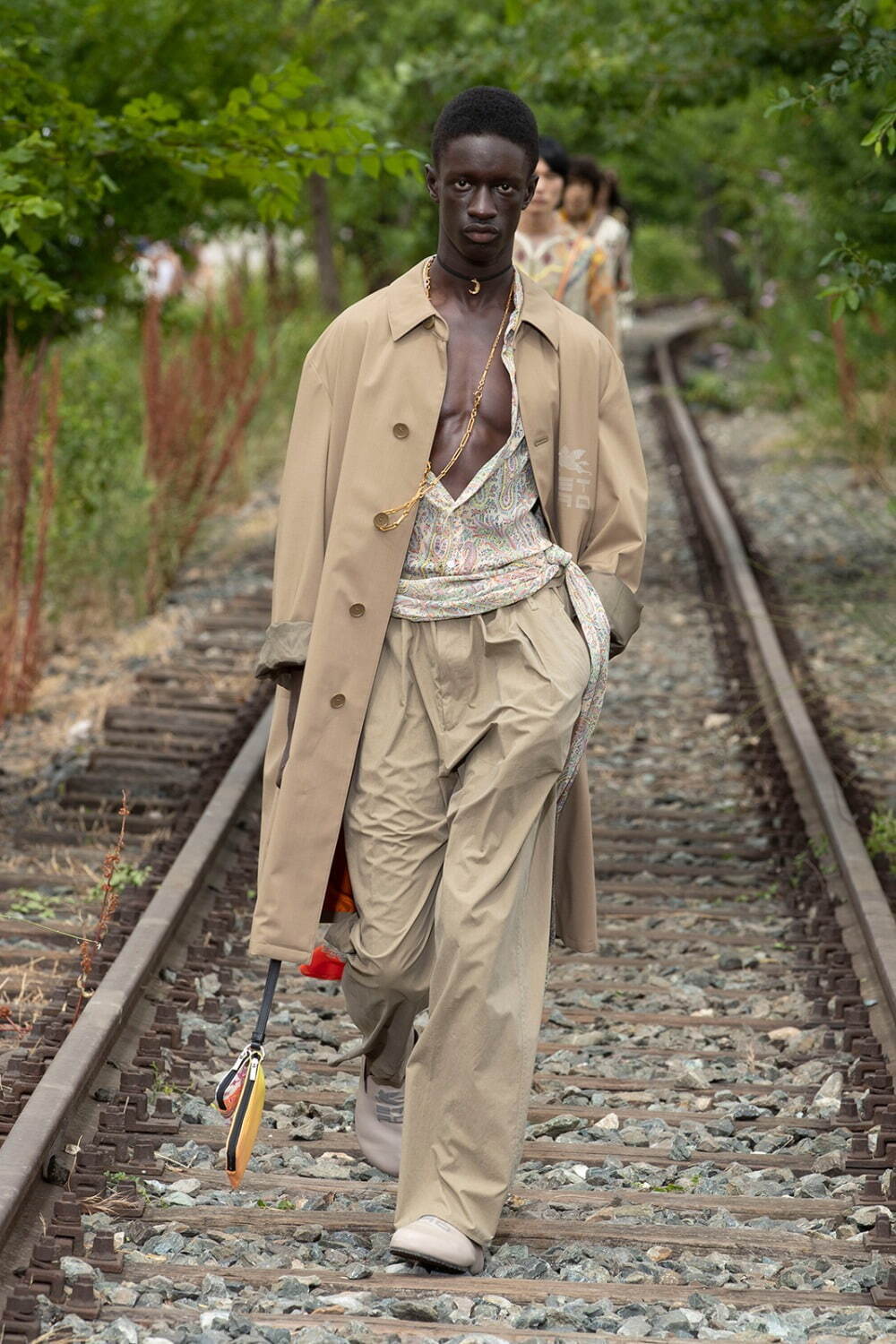 エトロ 2022年春夏｜male トレンチコート