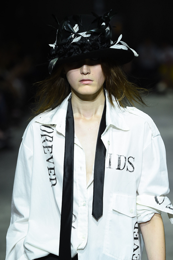 アン ドゥムルメステール(ANN DEMEULEMEESTER) 2018年春夏ウィメンズコレクション  - 写真5