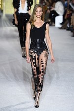 バルマン 2018年春夏コレクション - 程よい抜け感はグラマラスなムードを引き立てる｜写真3