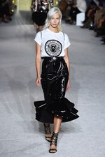 バルマン 2018年春夏コレクション - 程よい抜け感はグラマラスなムードを引き立てる｜写真5