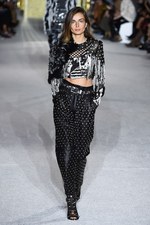 バルマン 2018年春夏コレクション - 程よい抜け感はグラマラスなムードを引き立てる｜写真8