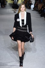 バルマン 2018年春夏コレクション - 程よい抜け感はグラマラスなムードを引き立てる｜写真46