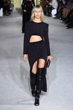 バルマン 2018年春夏コレクション - 程よい抜け感はグラマラスなムードを引き立てる｜写真57