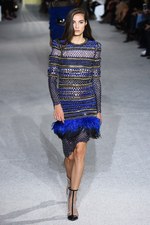 バルマン 2018年春夏コレクション - 程よい抜け感はグラマラスなムードを引き立てる｜写真75